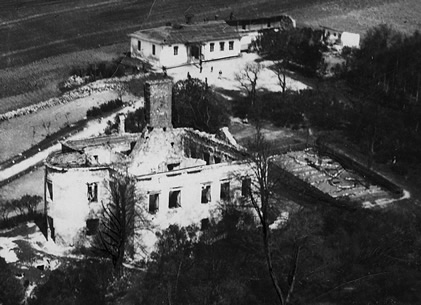 dwór obronny w Bolminie