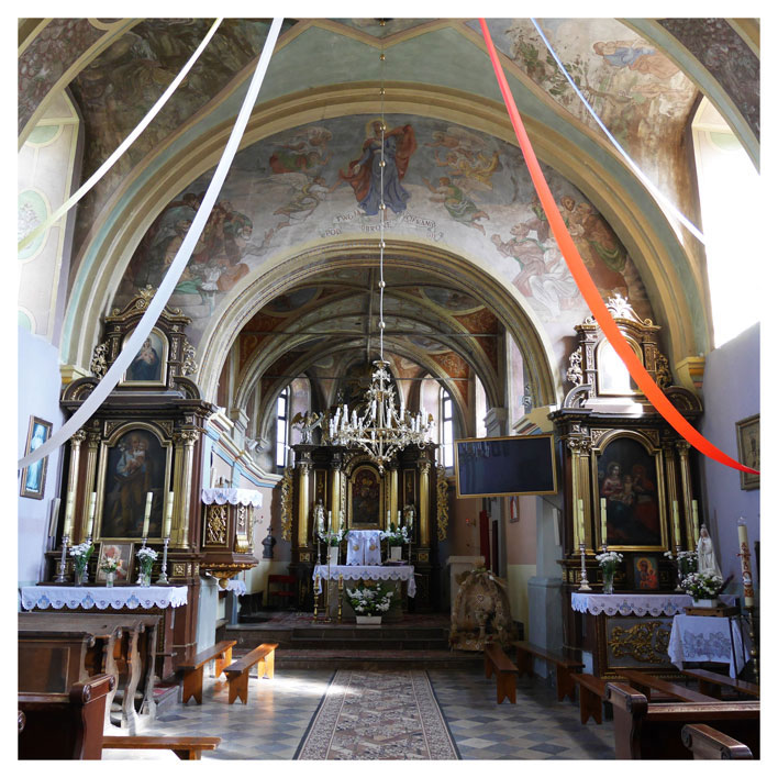 Wnętrze kościoła w Kozłowie