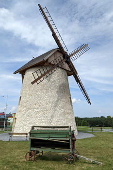 Wiatrak w Krasocinie